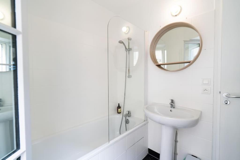 Superbe Appartement En Rdc Proche Marche Central La Rochelle  Exterior photo